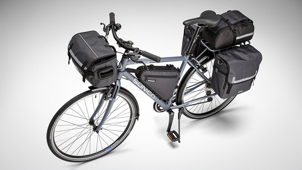 Sacoche vélo : la fixation avant le volume