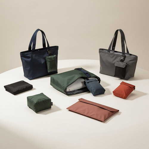 Sac pliable en étui — Sac-pub Sacs pliables en étui publicitaires en polyester fin et RPET compressible